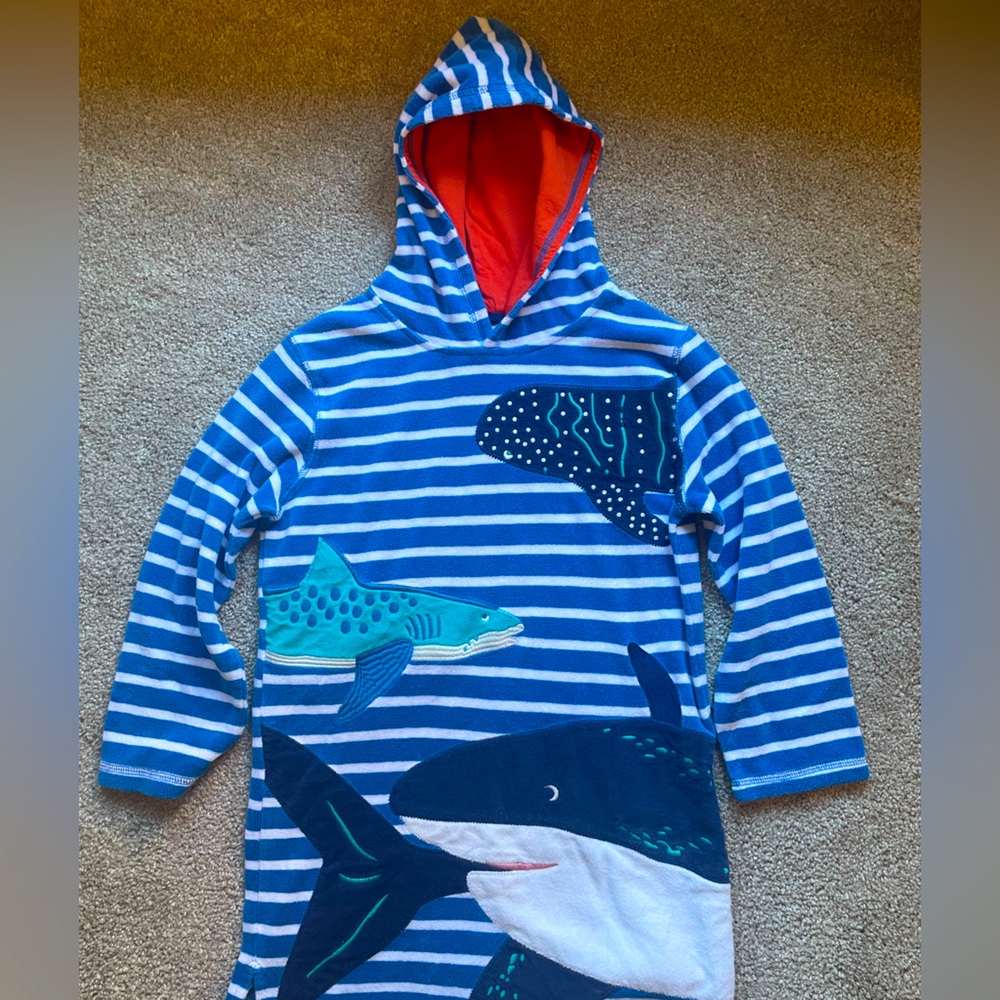 Mini-Boden kids towel throw-on cover up